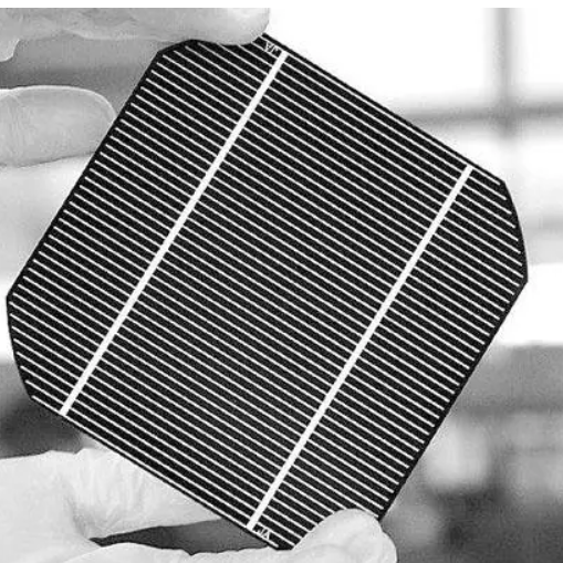 Grabado de bordes de células solares de película delgada